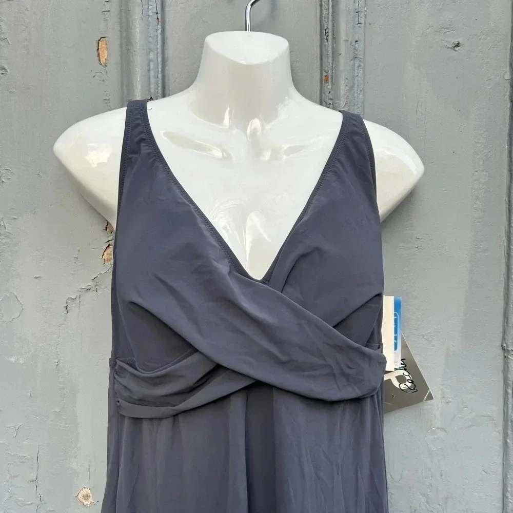 Diva by Rachel Pappo “Tuxedo DC” Swim Dress, size  14 - Picture 2 of 8